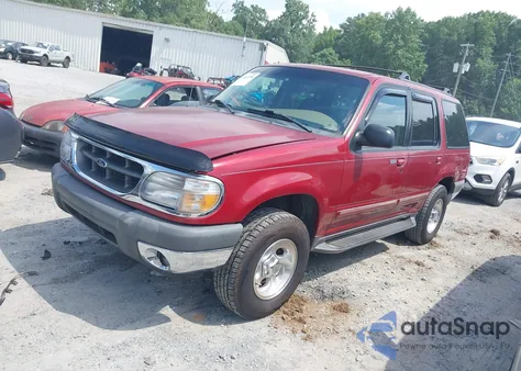 2000 Ford Explorer Xlt from USA, damaged, VIN 1FMZU63E1YZA28642